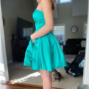Sherri Hill Emerald Green 0 Prom Cocktail Formal Homecoming Dress
